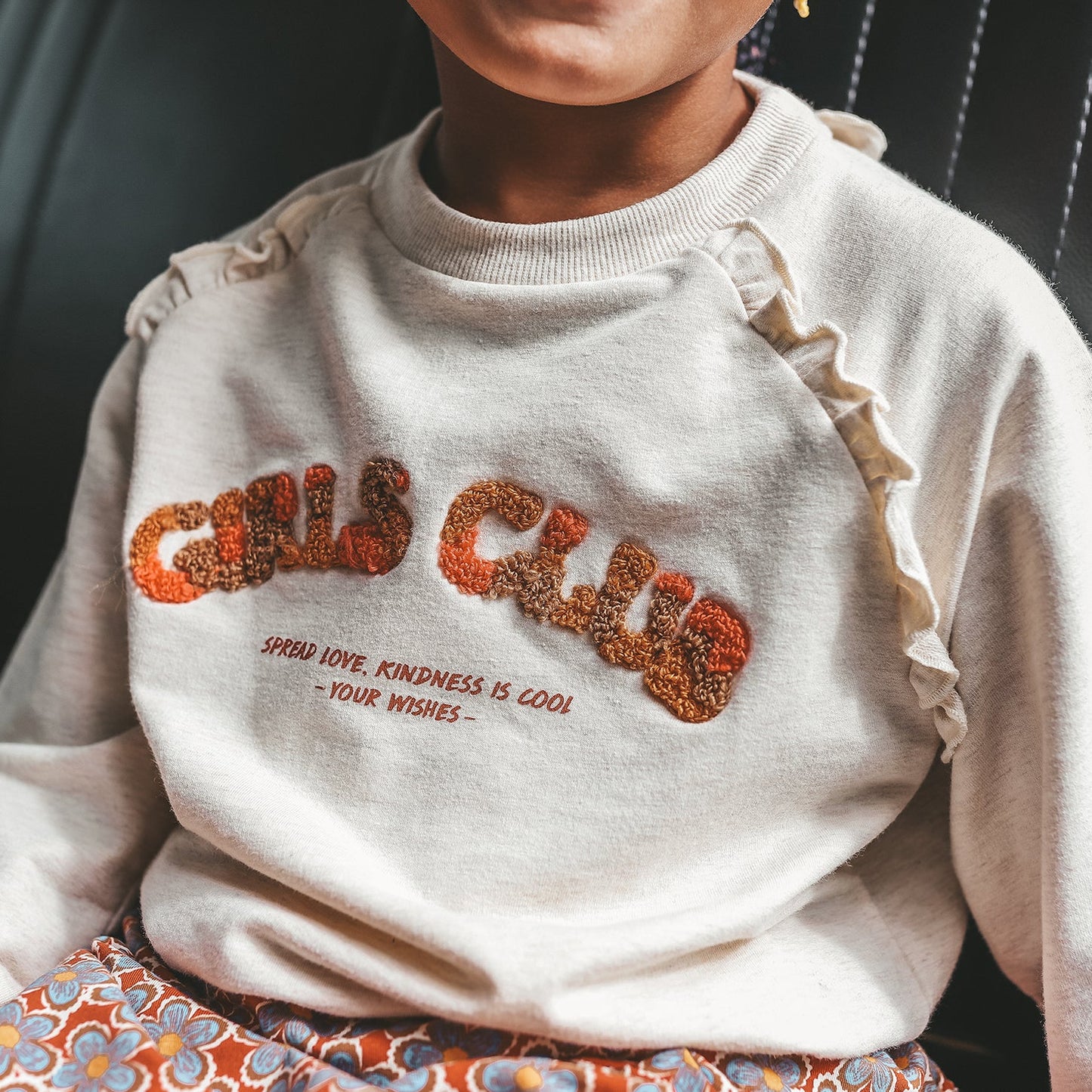Your Wishes - Raglan Sweater Girls Club | White Swan