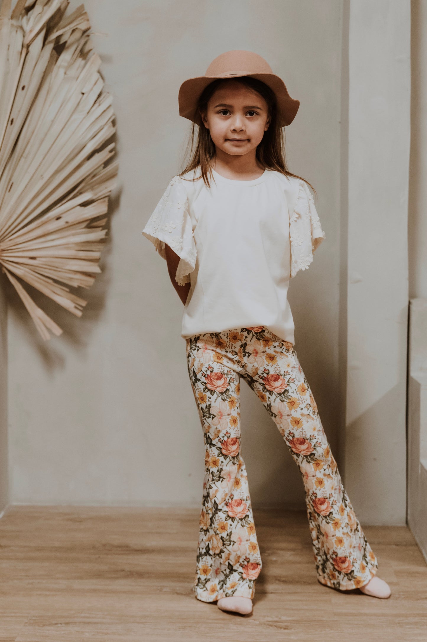 Klein Vriendje  - Top Flower beige