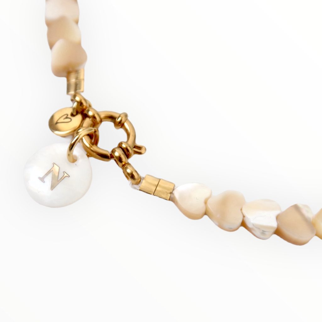 Shelly - Hartjes schelpenketting | Beige