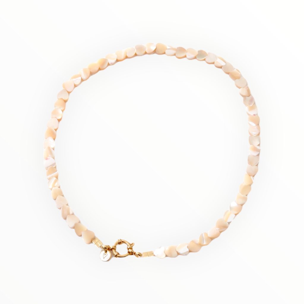 Shelly - Hartjes schelpenketting | Beige