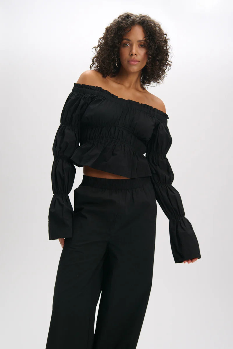 Refined Department - Zwarte Wide Leg broek | PULLA PANTS