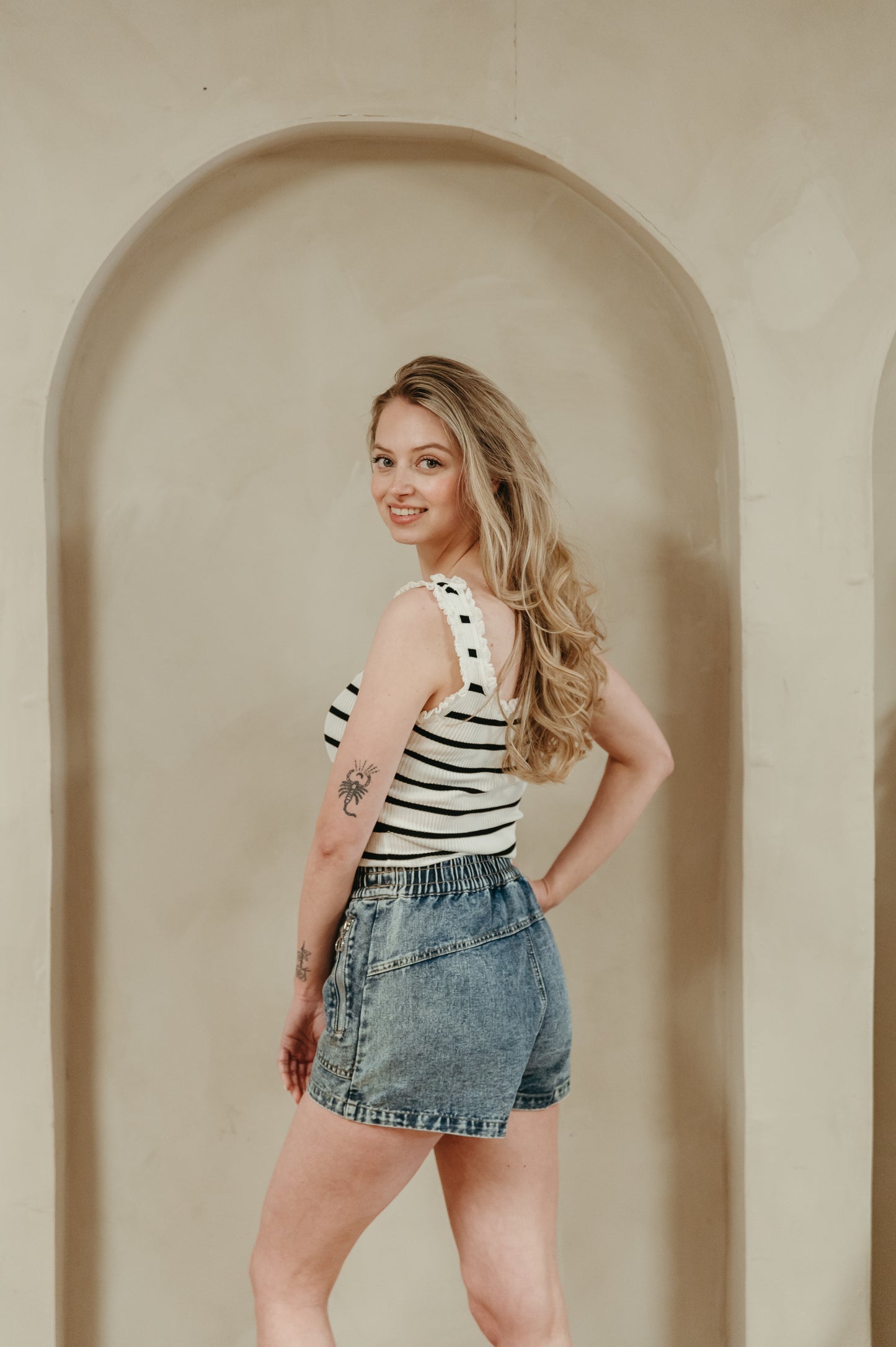 Sweet Jewellery - Shorts Jacey | Denim look