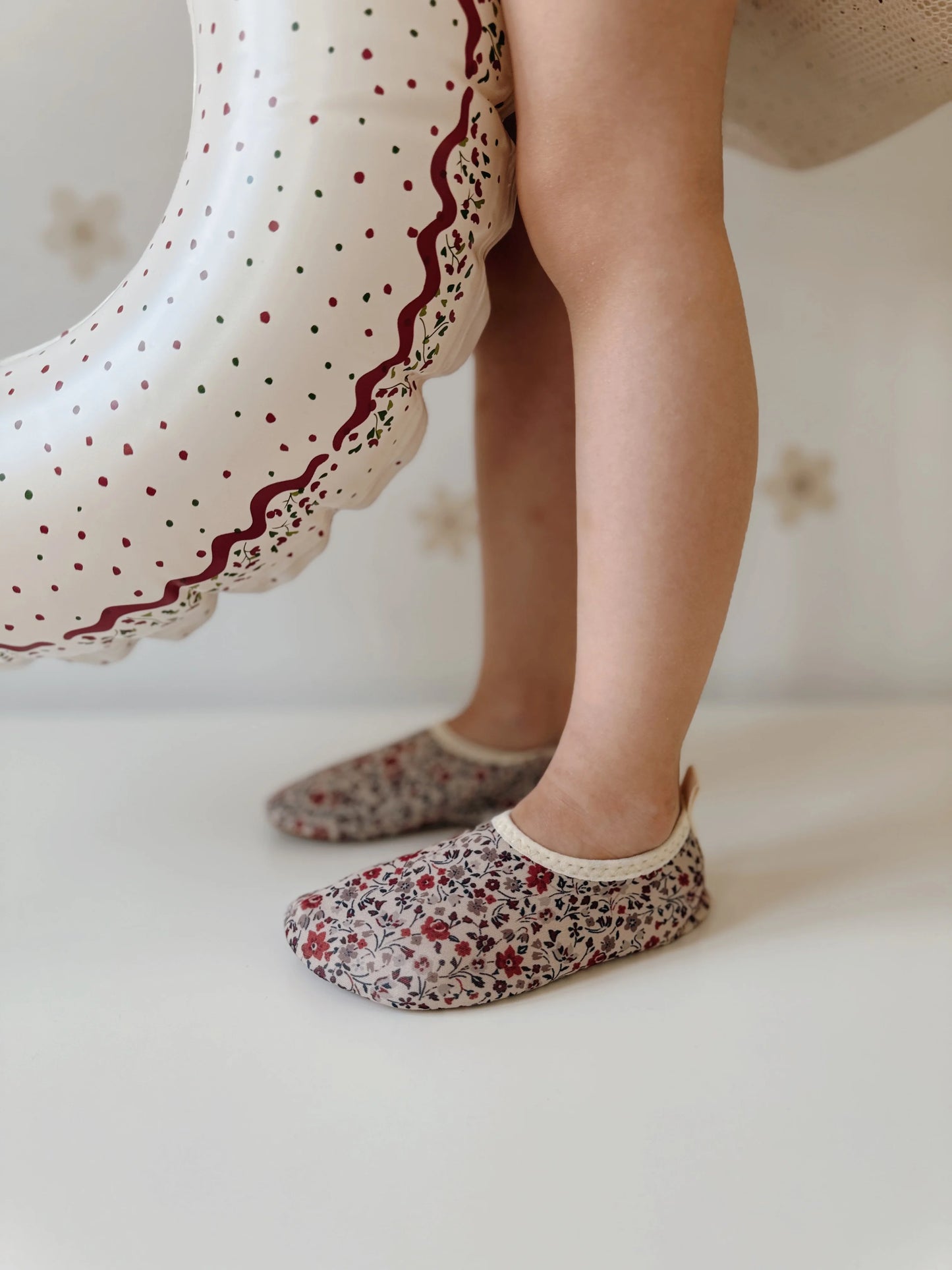 Mrs. Ertha - Waterschoenen | Magic Garden